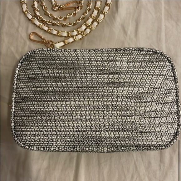 Authentic Chanel Tweed crossbody bag - Picture 7 of 13